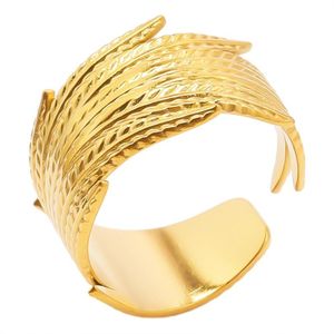 The Golden Laurel Leaf Ring