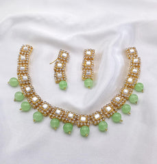 Simple Stones Choker Set