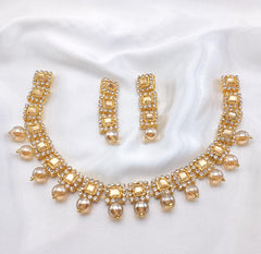 Simple Stones Choker Set