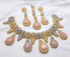 Gold Polish Neacklace Set