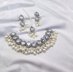 Silver Base Neacklace Set