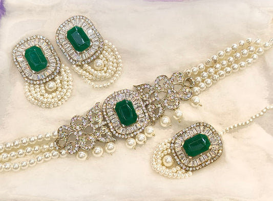 Hand Made Zircon Neacklace Set