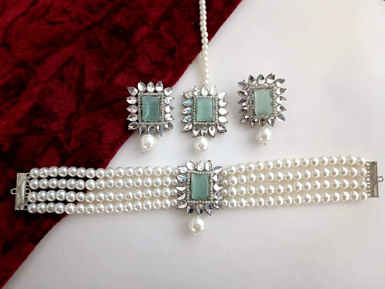 White Pearls Choker Set