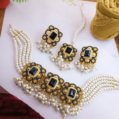 White Pearls Neacklace Set
