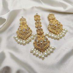 Glamorous Tika & Earrings