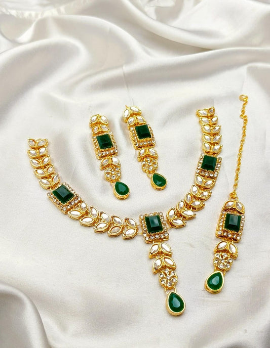 American Choker Party Set