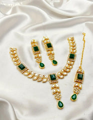 American Choker Party Set