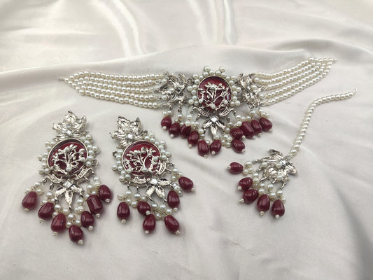 Silver Base Neacklace Set