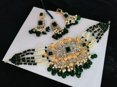 Gold Polish Neacklace Set