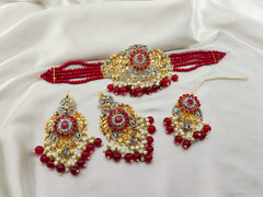 TO Much Fine Choker Set