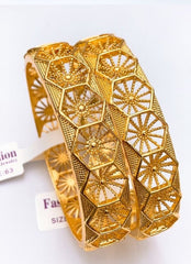 China Gold 2Pieces Bangles Set