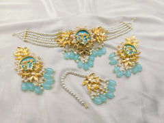 Golden Base Neacklace Set
