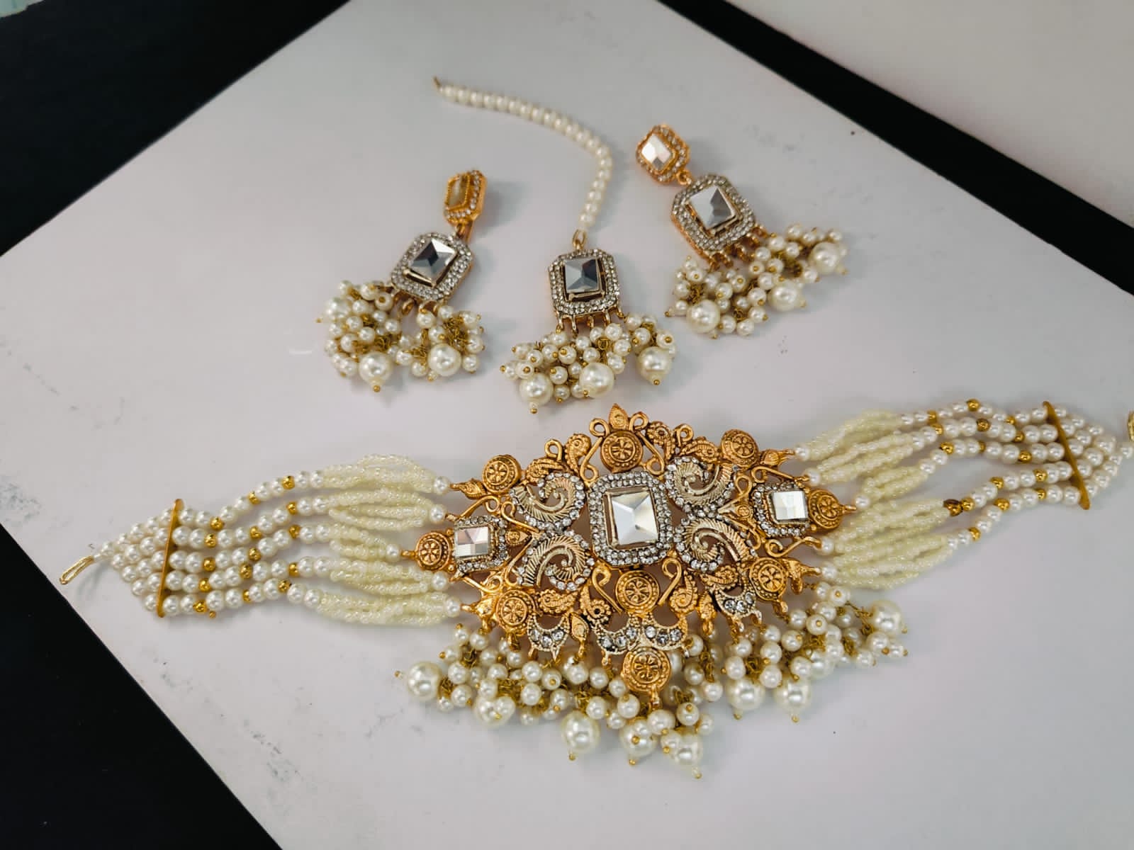 Gold Polish Neacklace Set