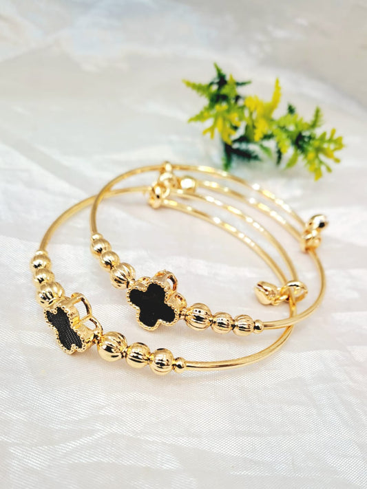 One Piece China Gold Adjustable Bracelet
