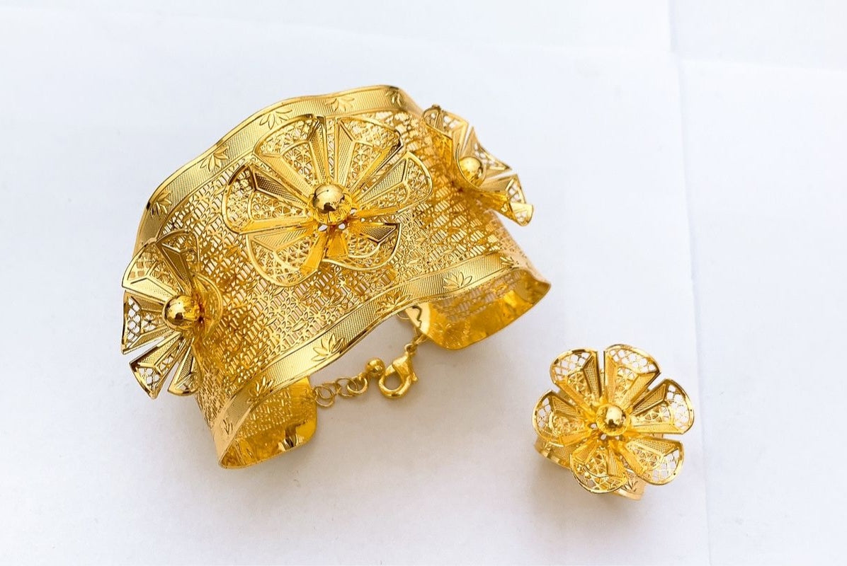 Kara Bracelet With Ring