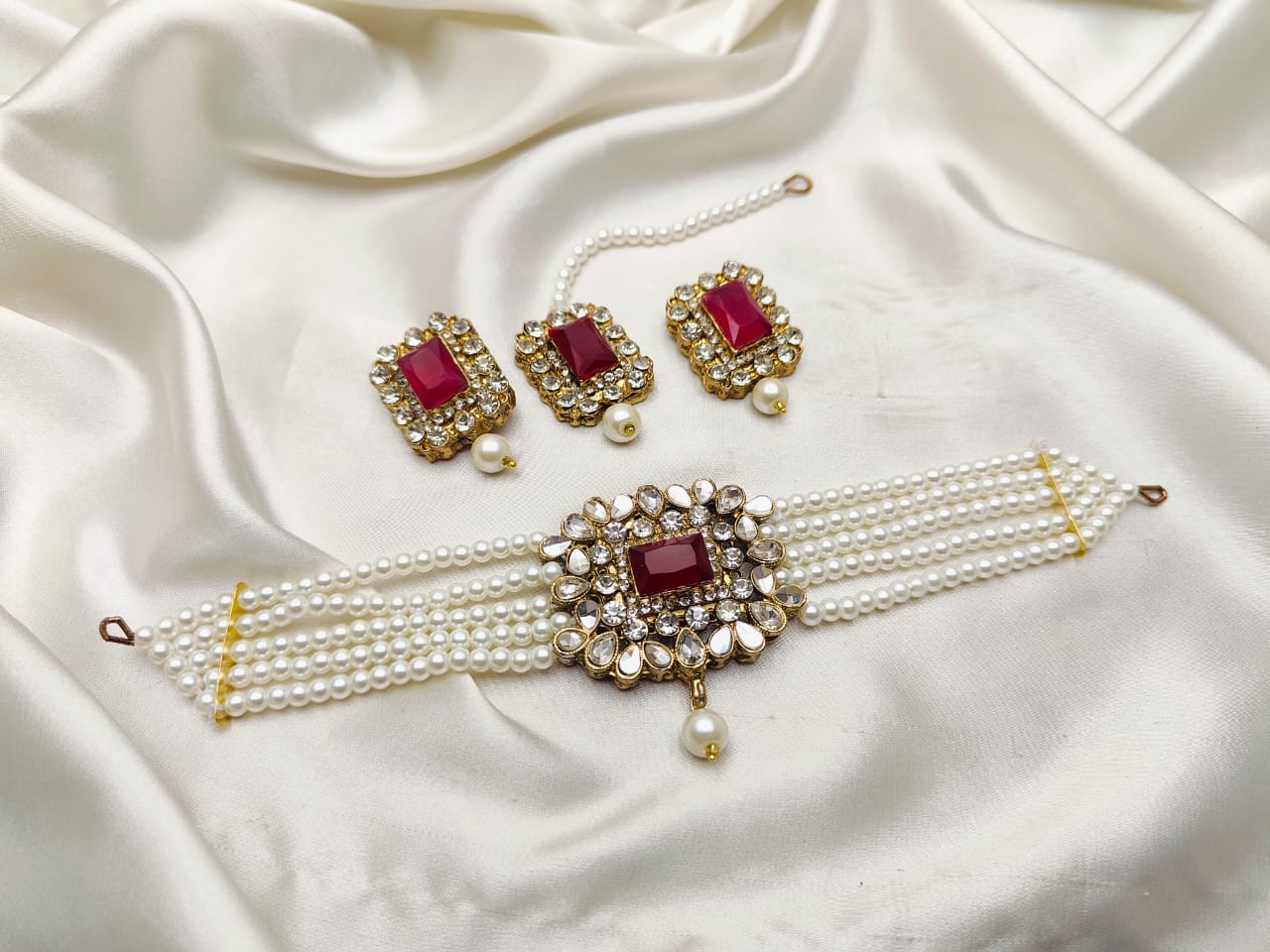 AnteQ Polish Choker Set