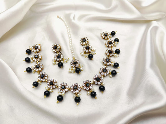 Fine Quality Choker Set