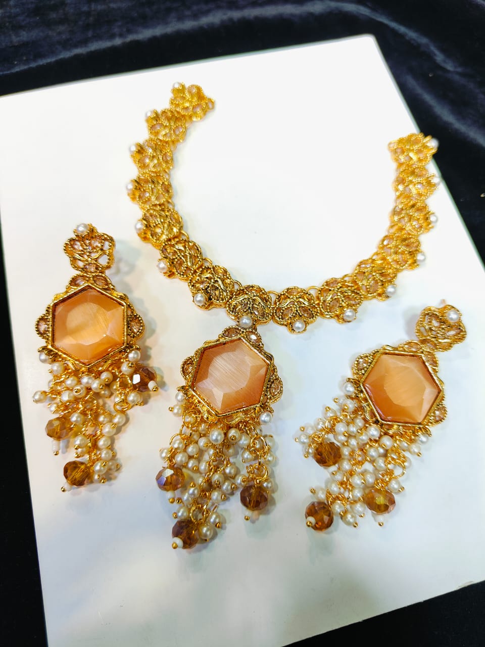 Fine Stones Neacklace Set
