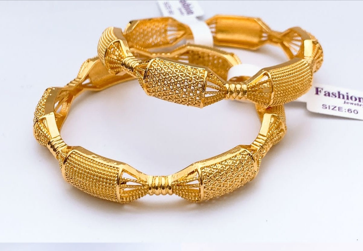 China Gold 2Pieces Bangles Set