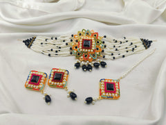 White Pearls Neacklace Set