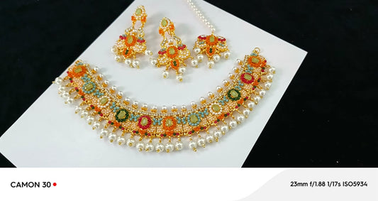 Fine Stones Neacklace Set