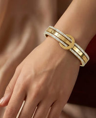 Luxury Belt-Buckle Crystal Bangle
