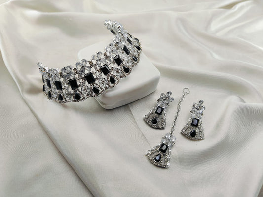 Beautiful Handmade Neacklace Set