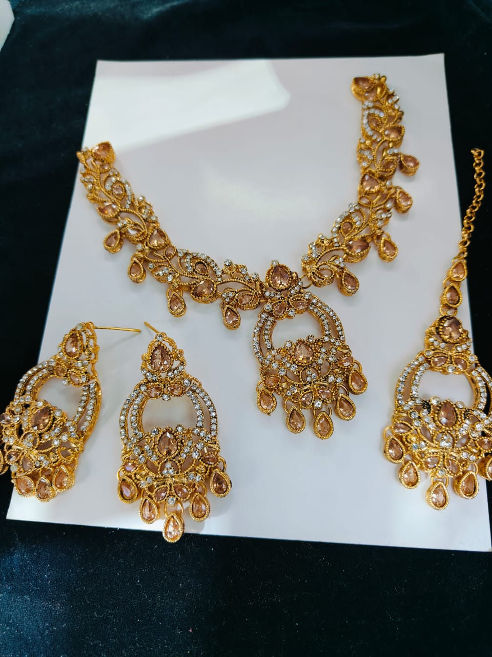 Stones Neacklace Set