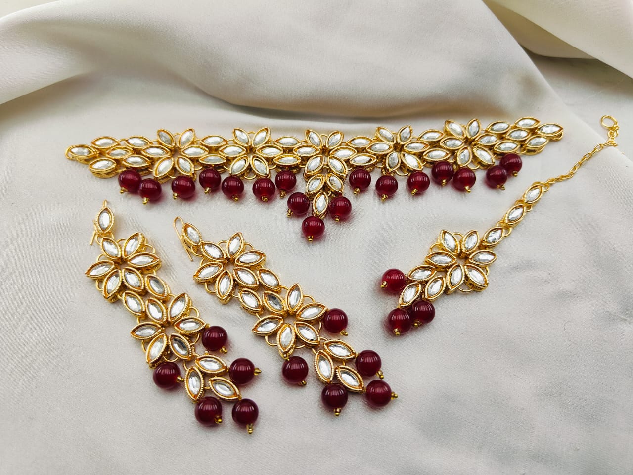 Kundan Stones Chokar Set