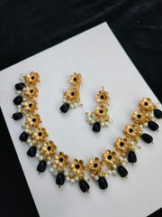 Simple Chokar Set