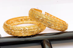 China Gold 2Pieces Bangles Set