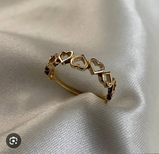 The Cut-Out Heart Filigree Ring