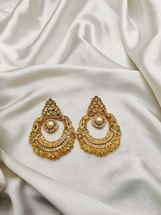 Fine Quality Stones Earrings