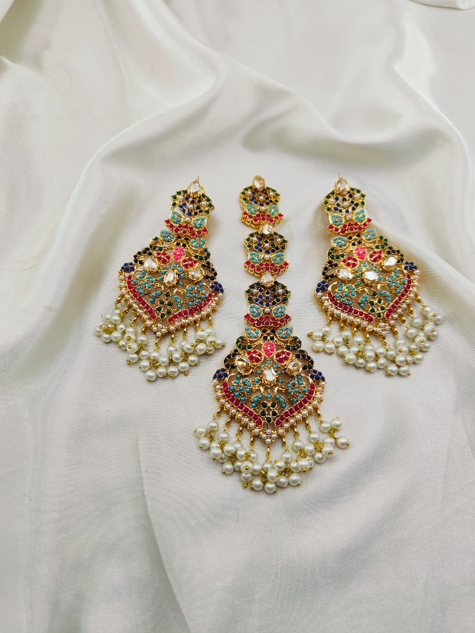 Norantan Tika & Earrings