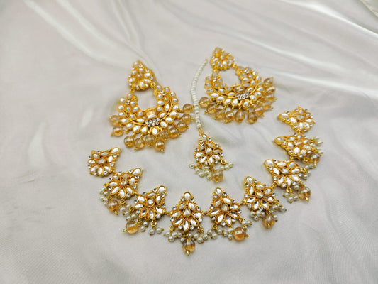 Kundan Stones Neacklace Set