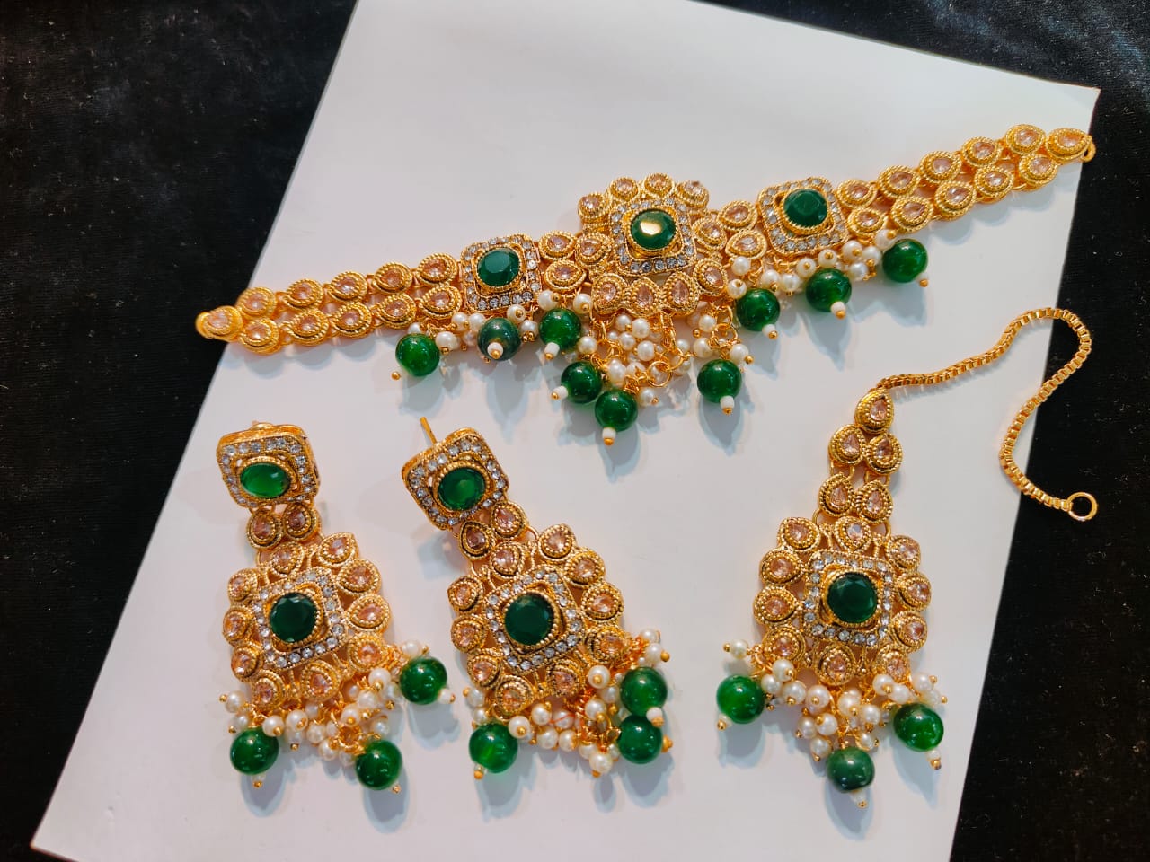 Fine Quality Neacklace Set