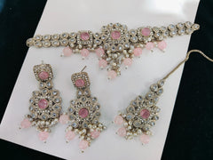 Fine Quality Neacklace Set