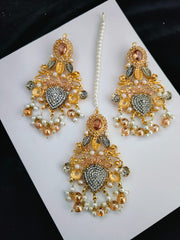 Real Stones Tika & Earrings