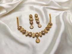 Fine Quality Neacklace Set