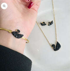 Stainless Steel Duck Set With Bangle