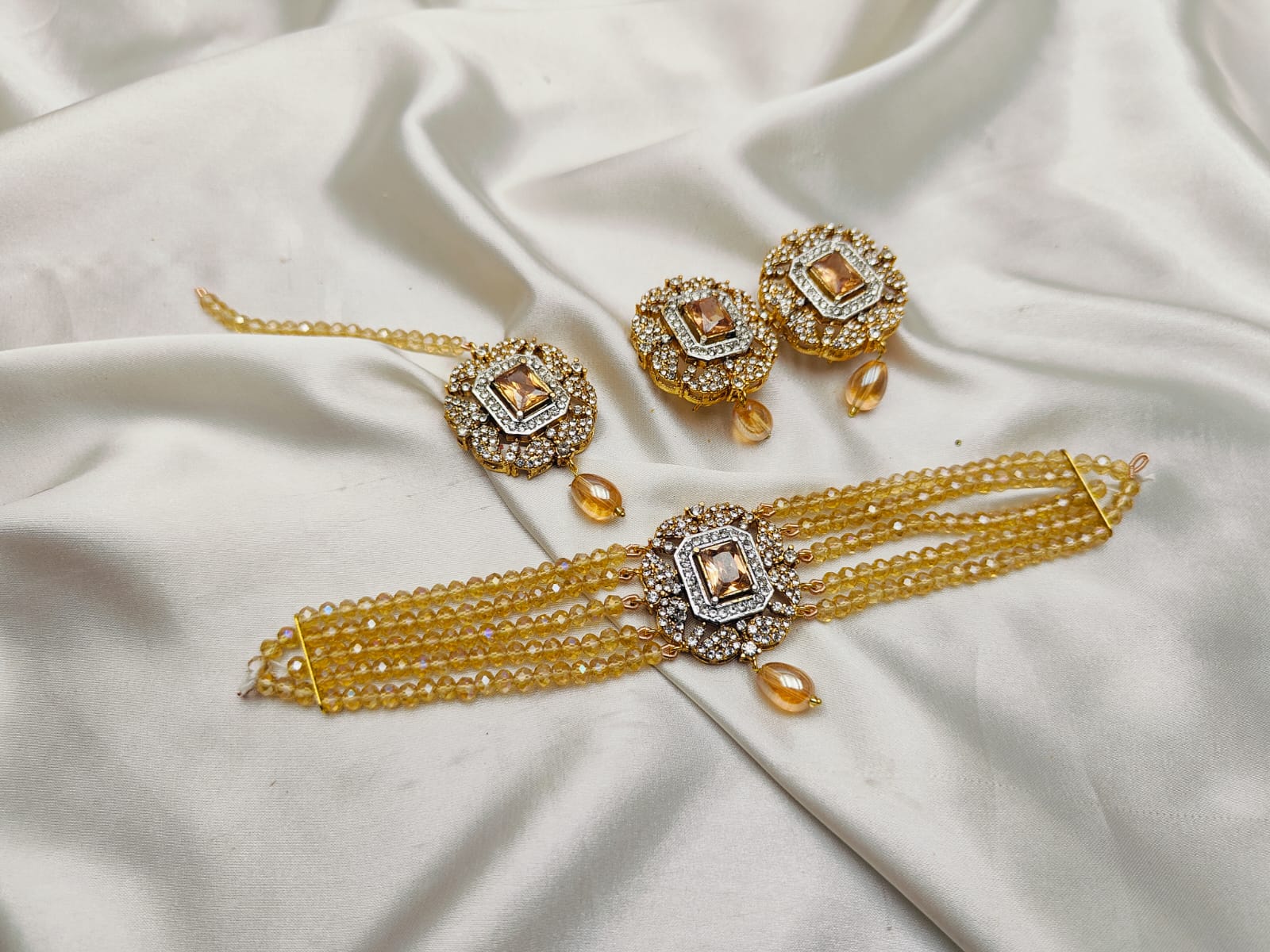 Gold Polish Choker Set