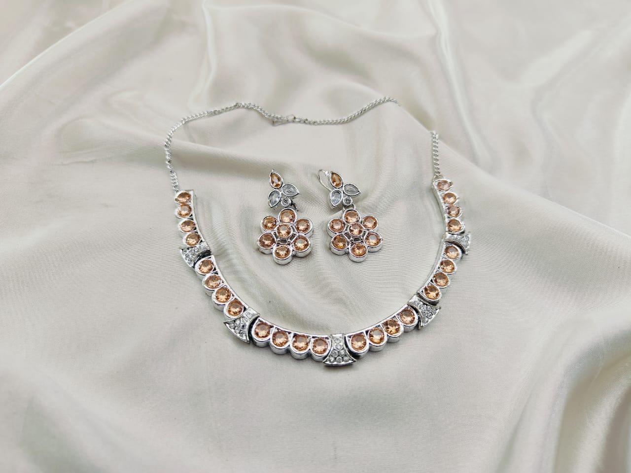 Zircon Stones Choker Set