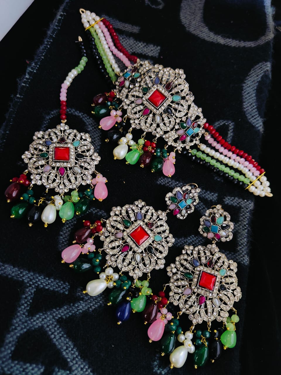 Casting Fine Quality 2Tone Choker Set