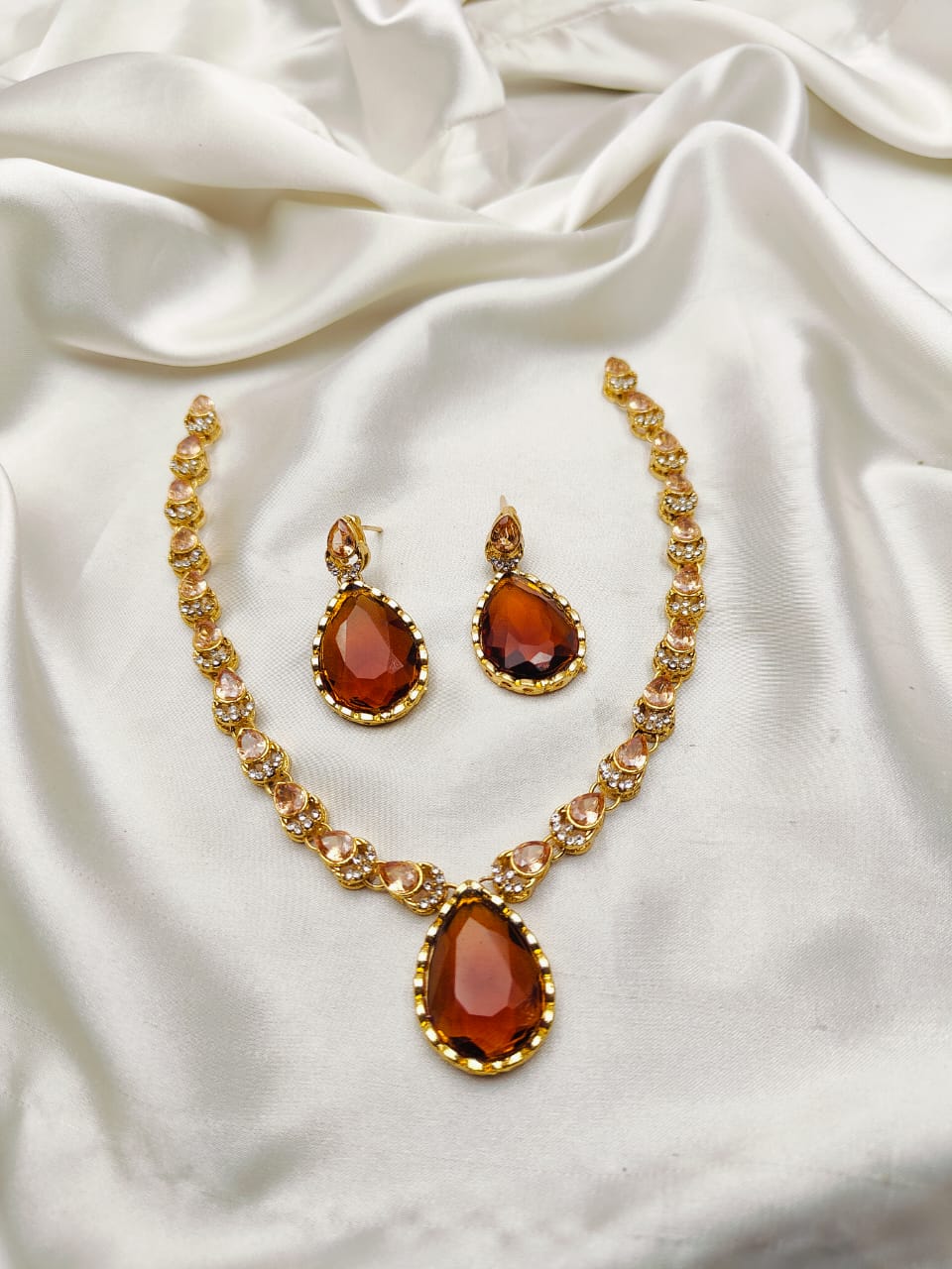 Real Diamond Cut Stones Work Neacklace Set