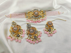TO Much Fine Choker Set