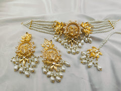 Golden Base Neacklace Set