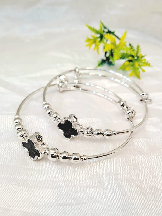 One Piece China Gold Adjustable Bracelet