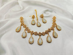Elegant Stones Neacklace Set