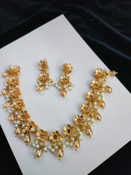 Simple Chokar Set