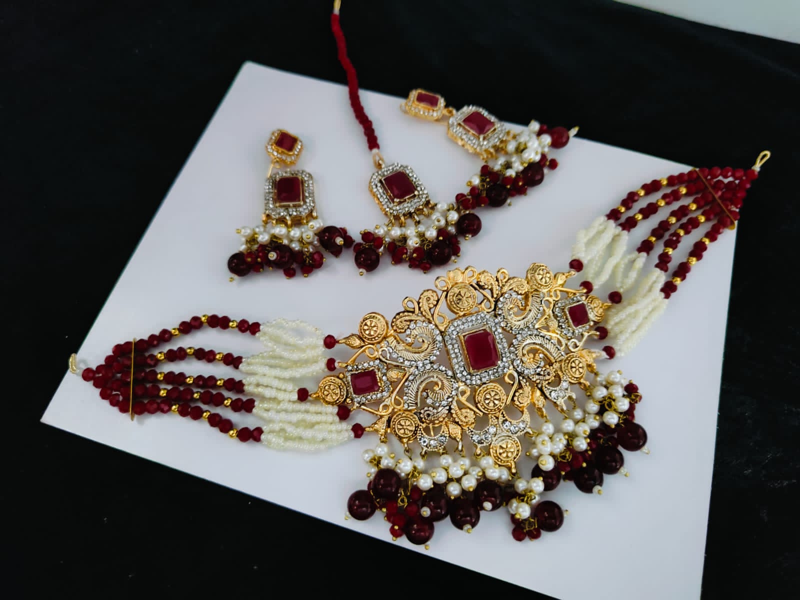 Gold Polish Neacklace Set